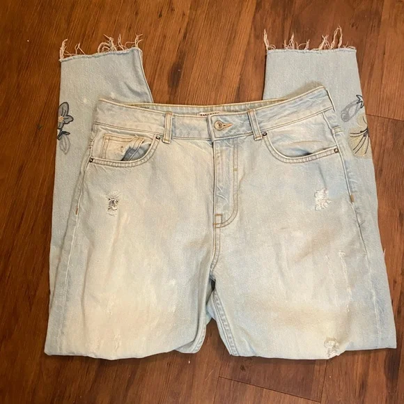 Zara basic size 6 perfect condition inseam 25 1/2 sooo cute embellishmentsJNS032 - Picture 3 of 3